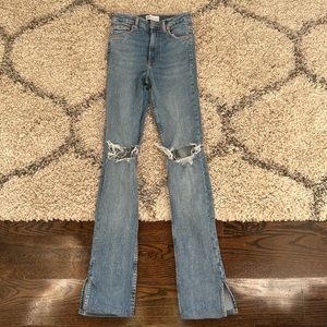 Zara split high waisted jeans! SO comrfortable. Never worn.